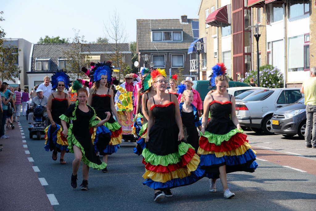 ../Images/Zomercarnaval Noordwijkerhout 128.jpg